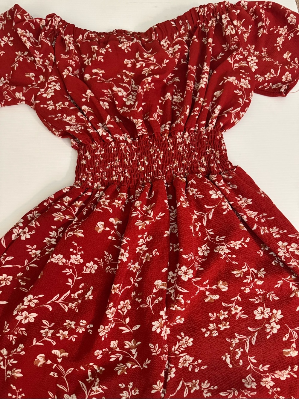 NWOT Red Floral Off-Shoulder Romper Tie Waist Women’s Size Medium - Picture 4 of 5